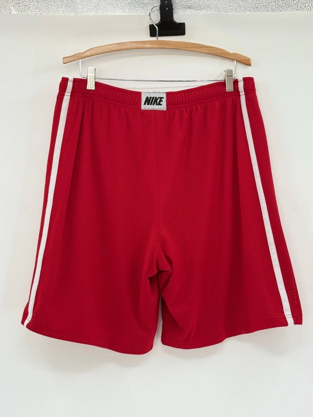 Nike Red Mesh Basketball Shorts XL Athletic Gym Training Drawstring Activewear